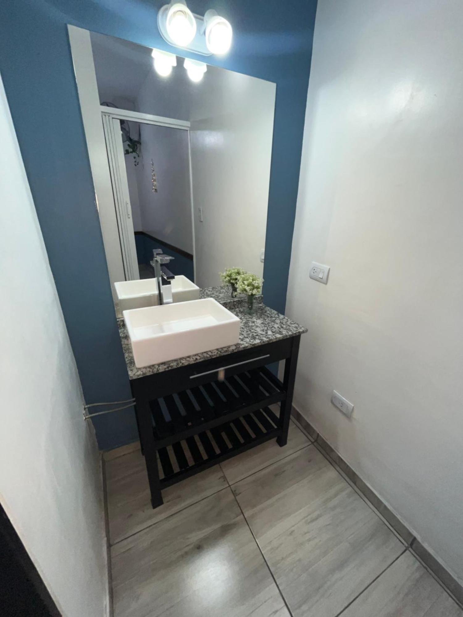 Departamento Espana A 3 Cuadras Plaza Independencia Mendoza Eksteriør bilde